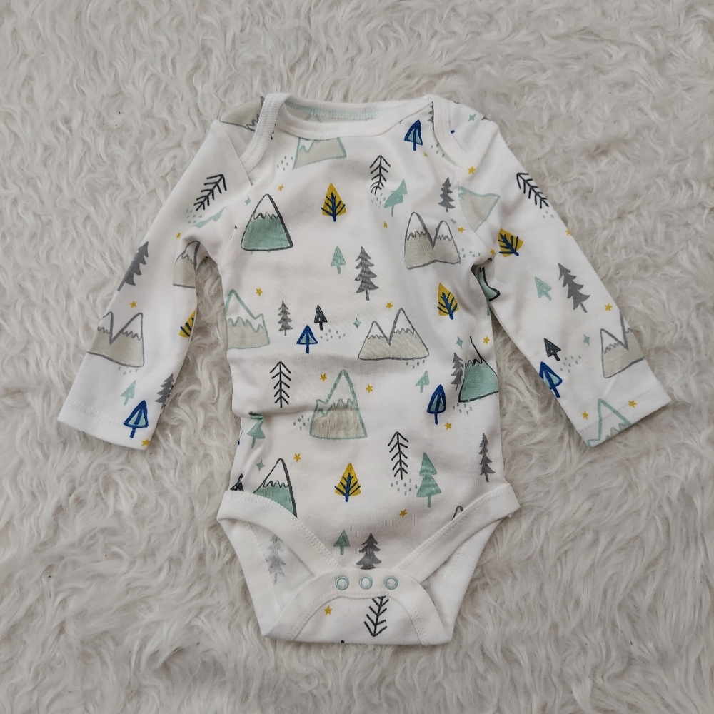 🌞 2/$4 CLEARANCE 🌞 
Cloud Island • Onesie